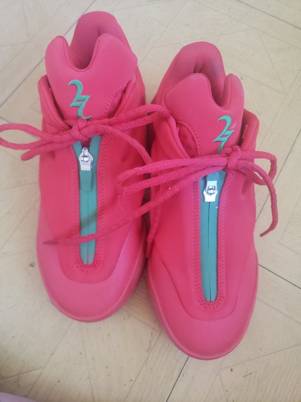 27 Red Tennis Shoes Size 5